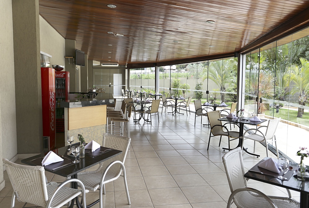 Quality Hotel Jundiai 27/29