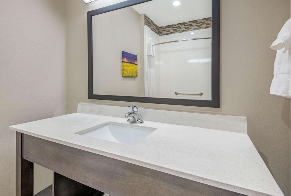 La Quinta Inn & Suites by Wyndham Weatherford OK 24/47