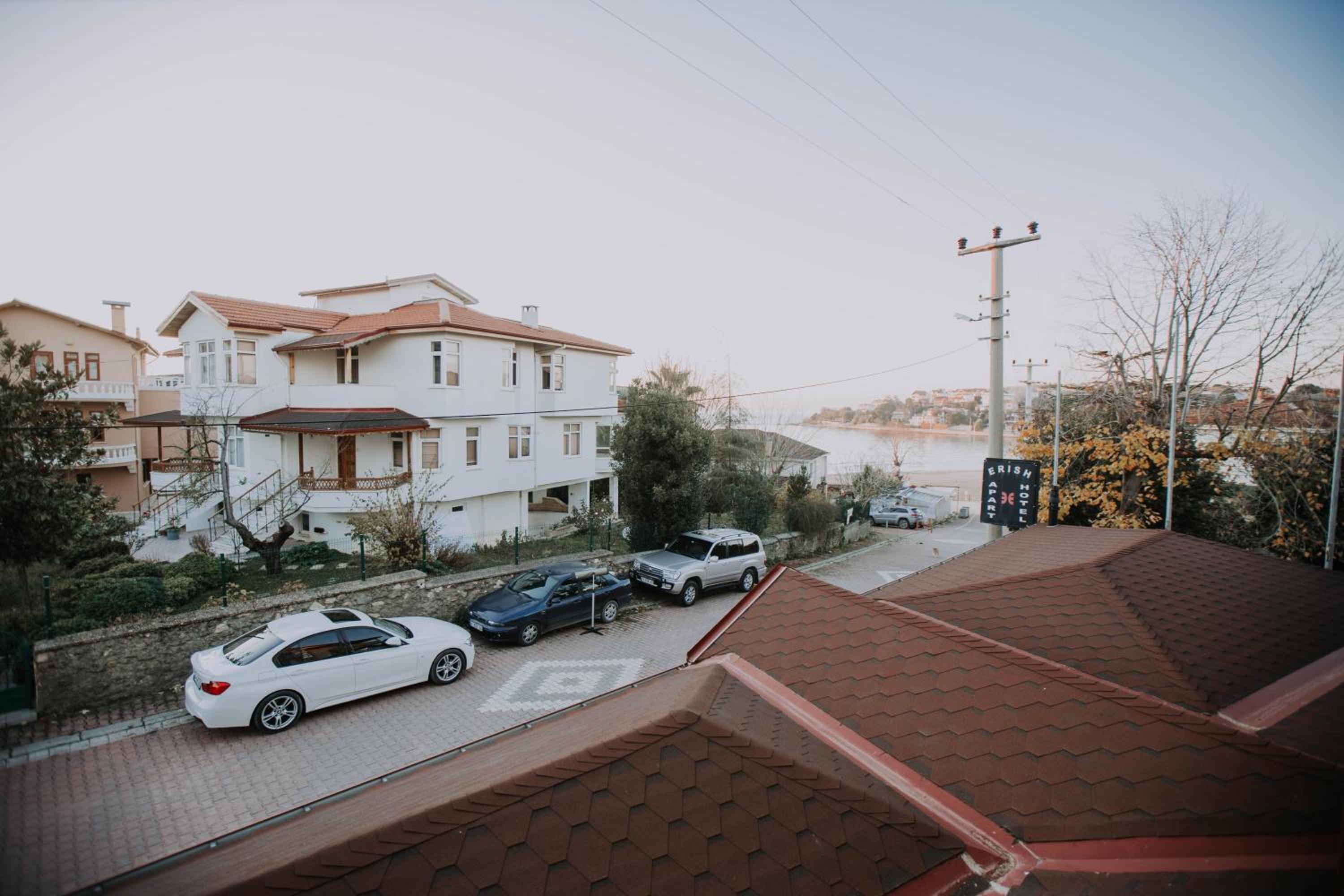 Erish Apart Hotel 31/35