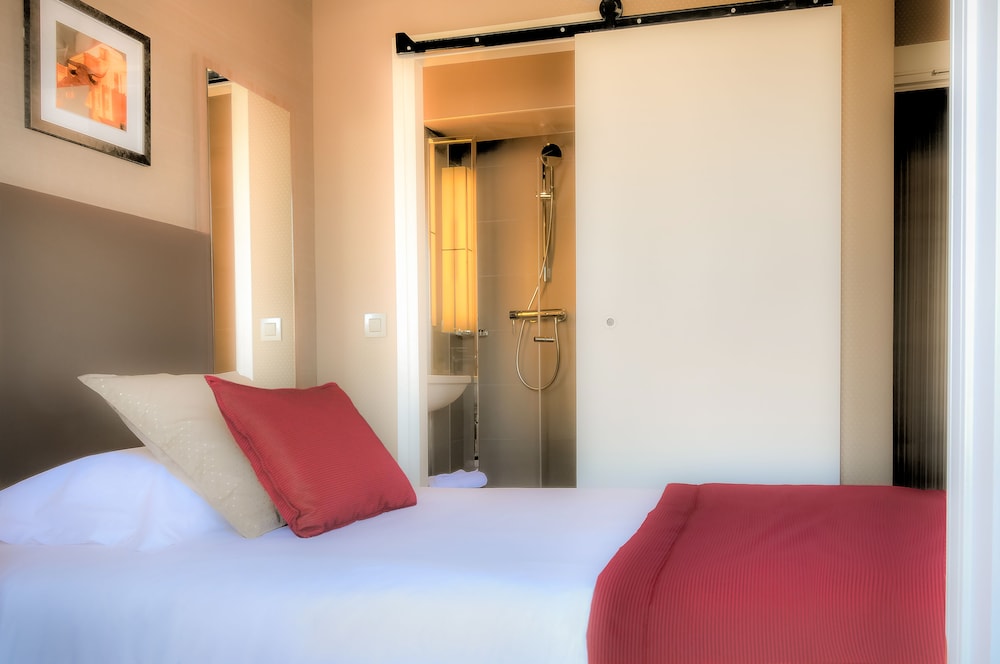 Hotel Marais Bastille 18/49