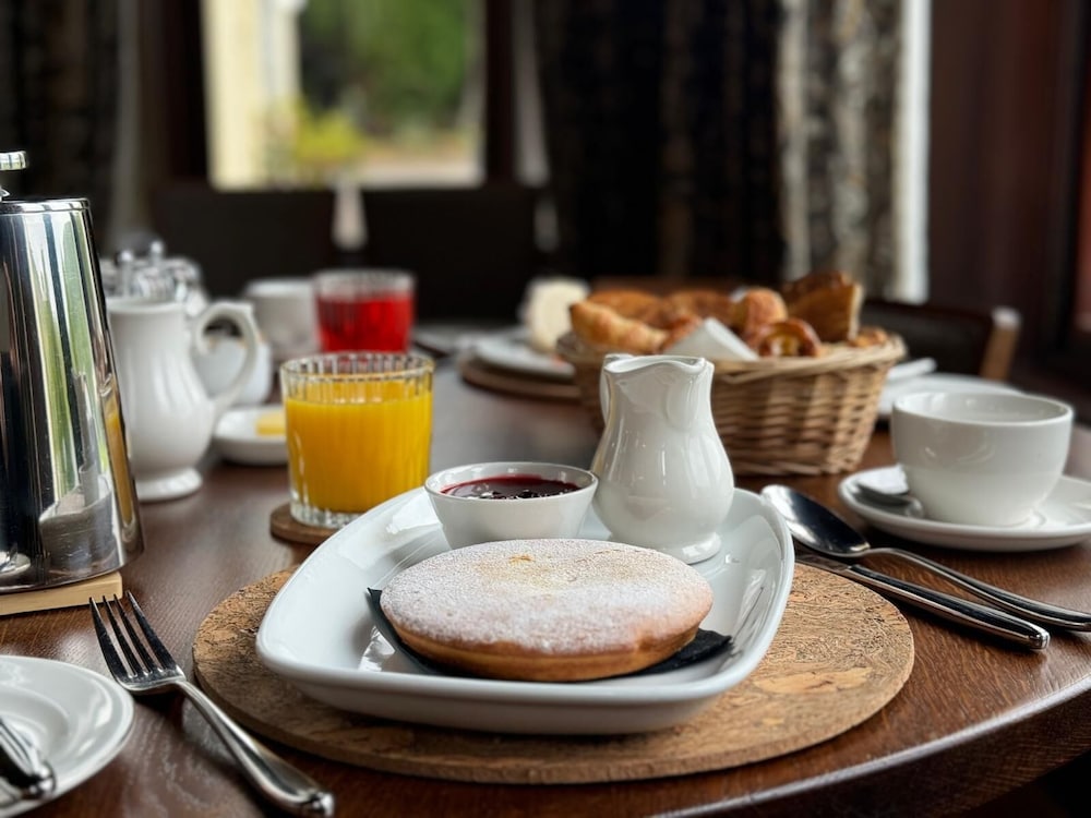 Glenfinnan House Hotel 40/48
