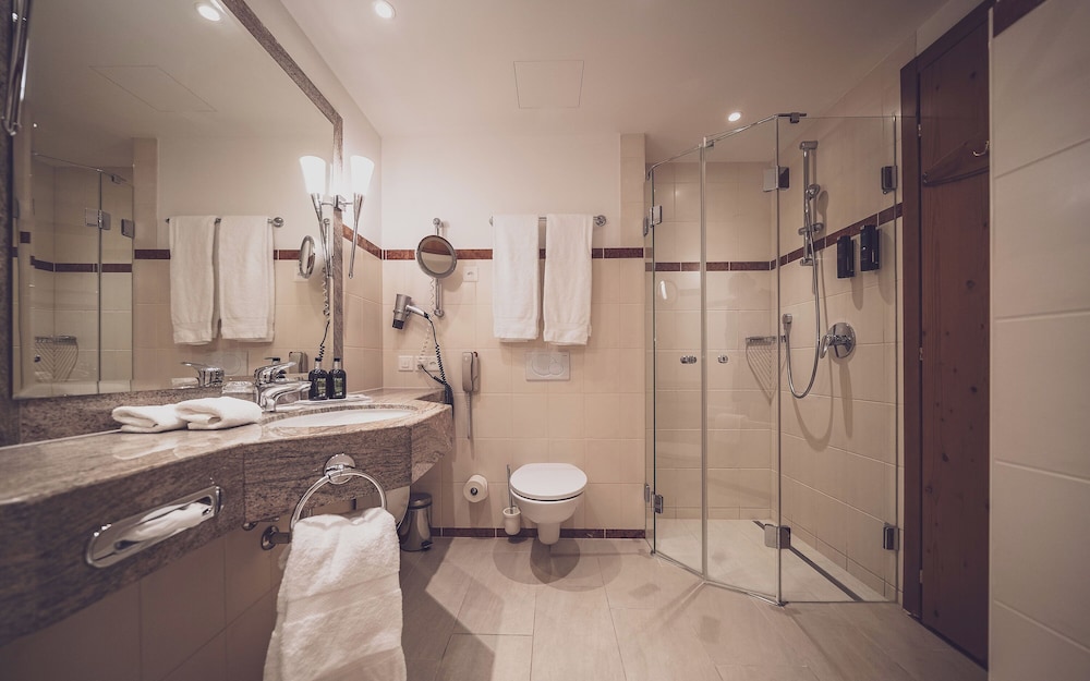 Hotel Waldhuus Swiss Quality 76/76