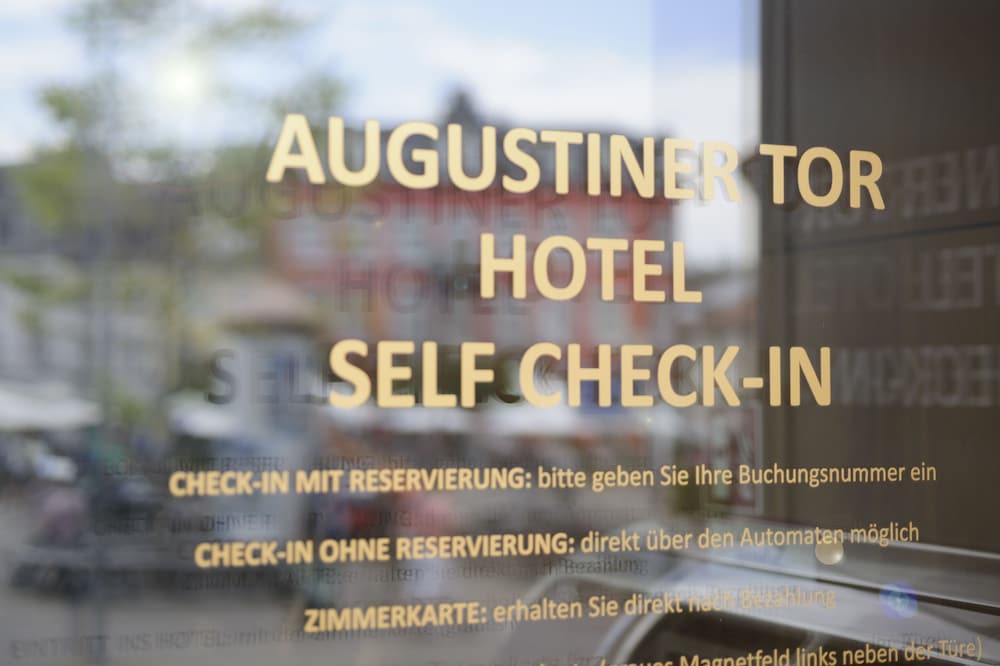 HOTEL AUGUSTINER TOR 3/55