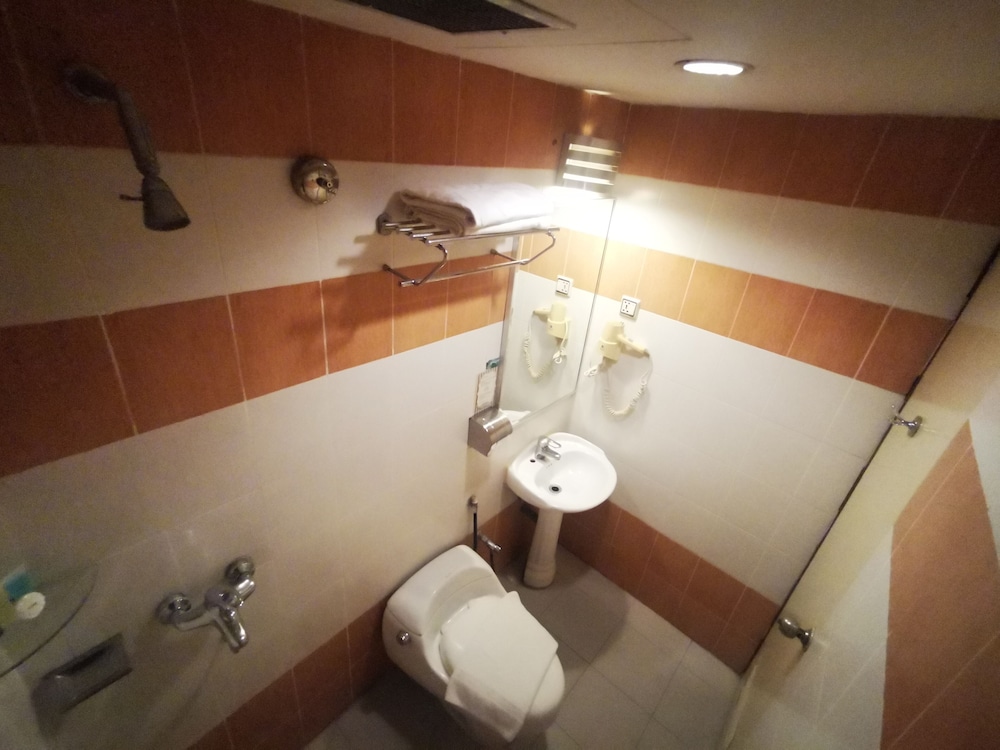 Nestova Hotel Ipoh 26/28