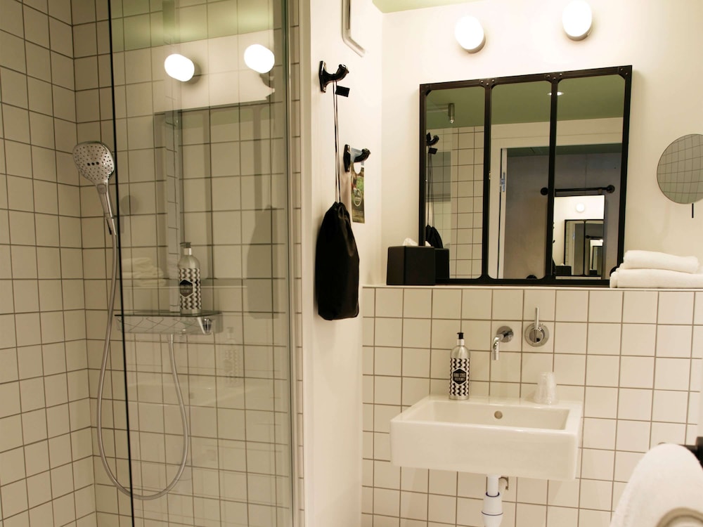 Ibis Styles Amiens Centre 16/76