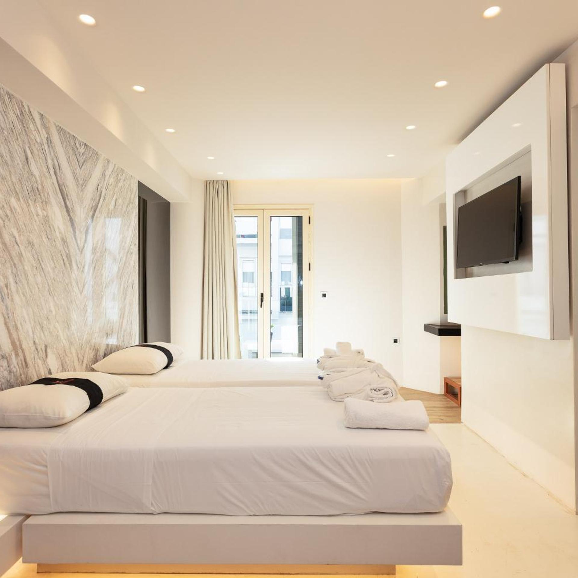 JUNIOR SUITE, SIDE SEA VIEW