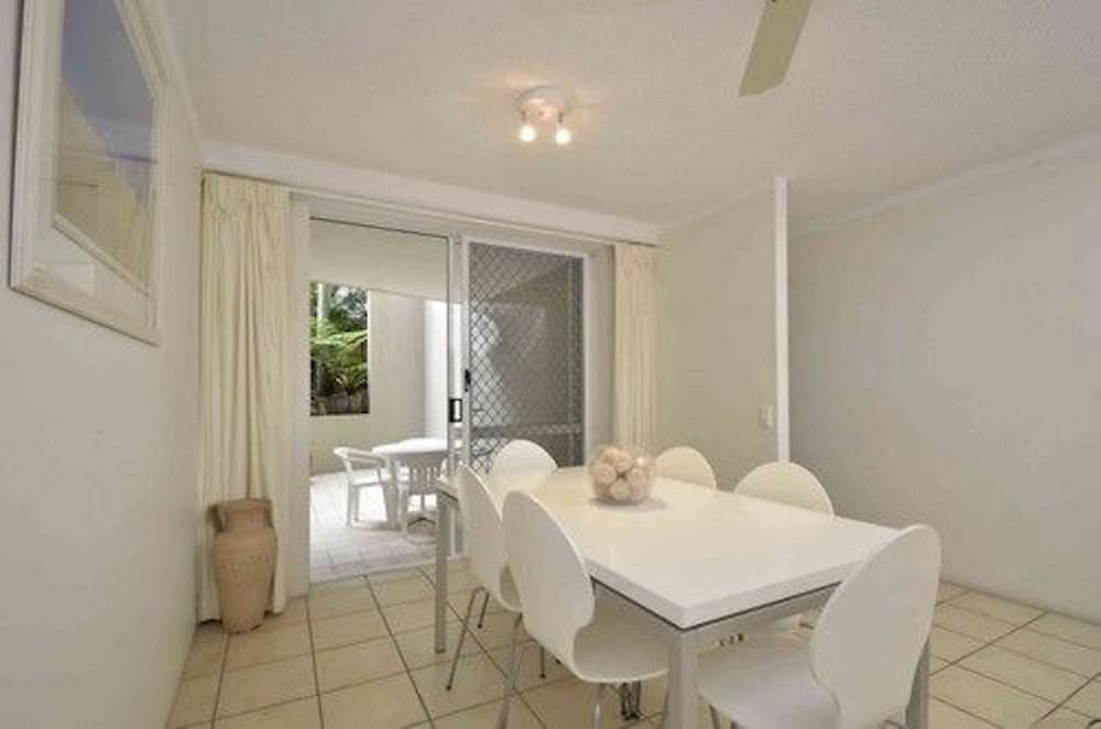Noosa Hill Resort. 40/78