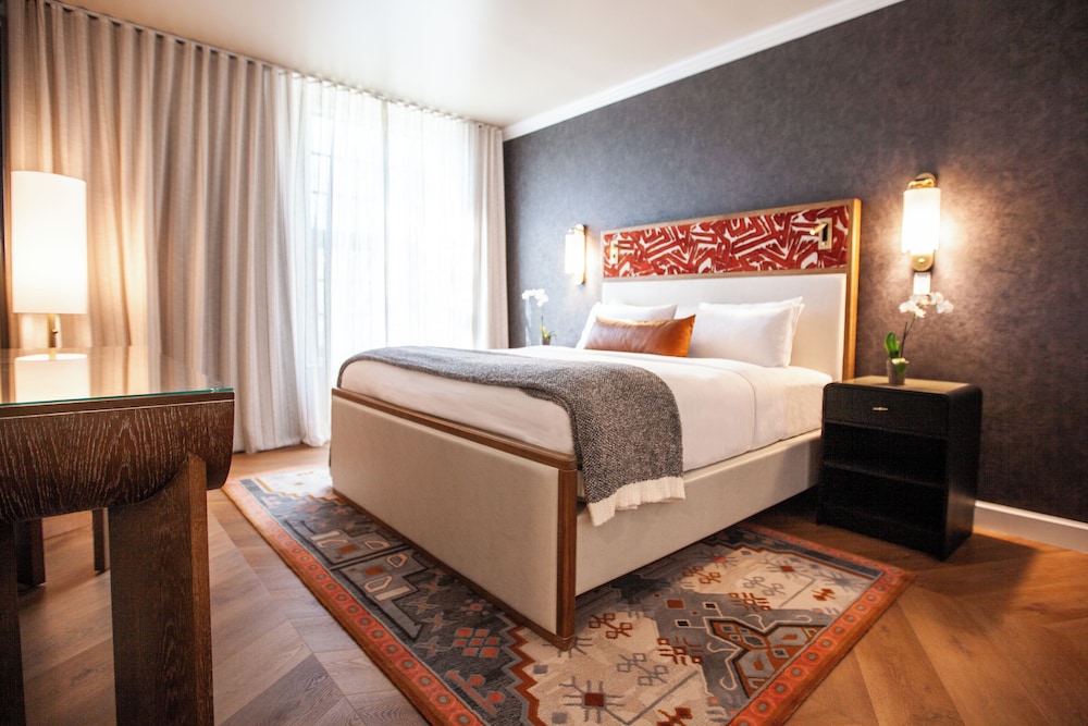 Westport, Suite, King Bed