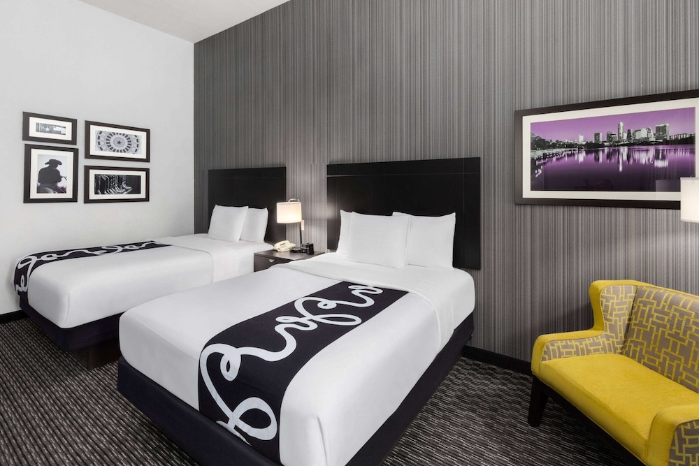 ROOM, 2 QUEEN BEDS