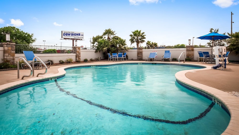 Best Western George West Executive Inn 5/30