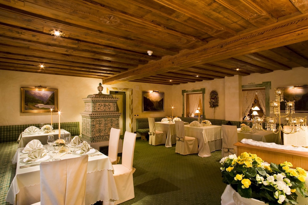 Hotel Sassongher 33/47