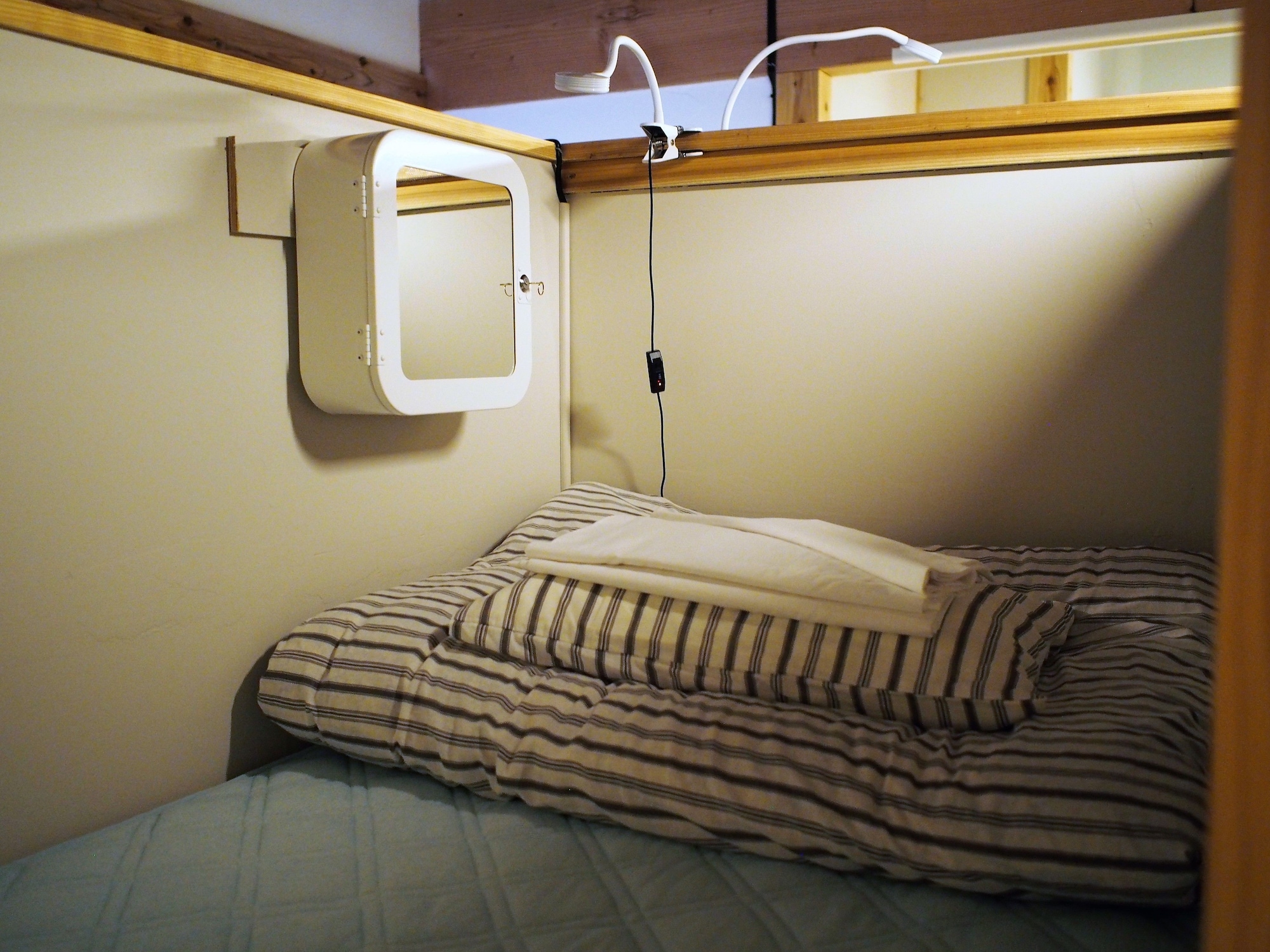 MIXED DORM