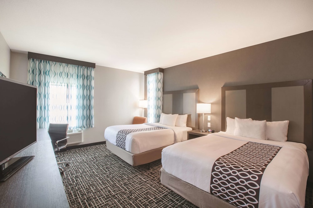 La Quinta Inn & Suites By Wyndham San Marcos Outlet Mall 16/31