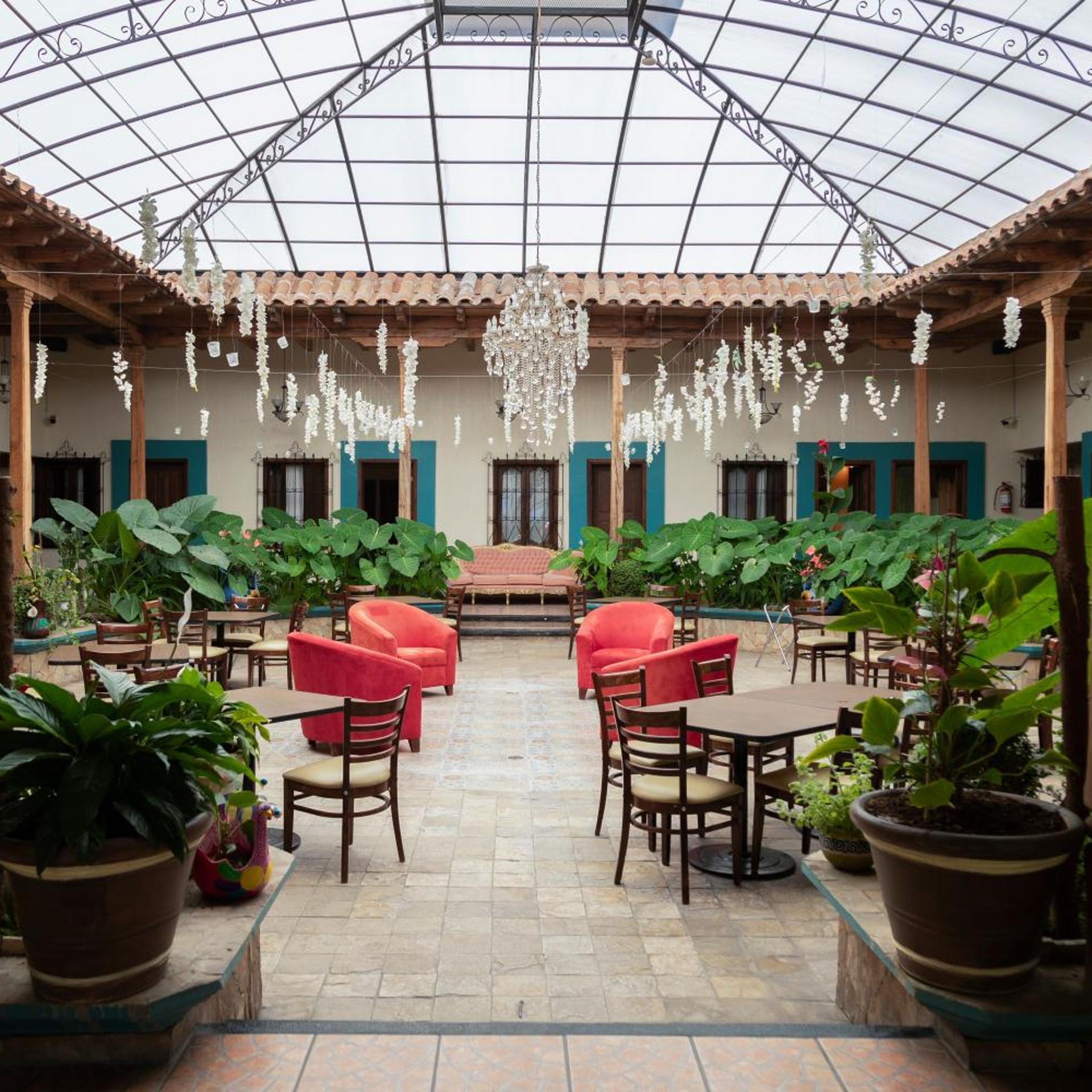 GRAN HOTEL EL ENCANTO 38/53