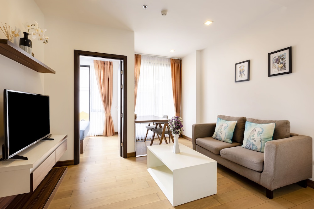 Anta Residence 34/65