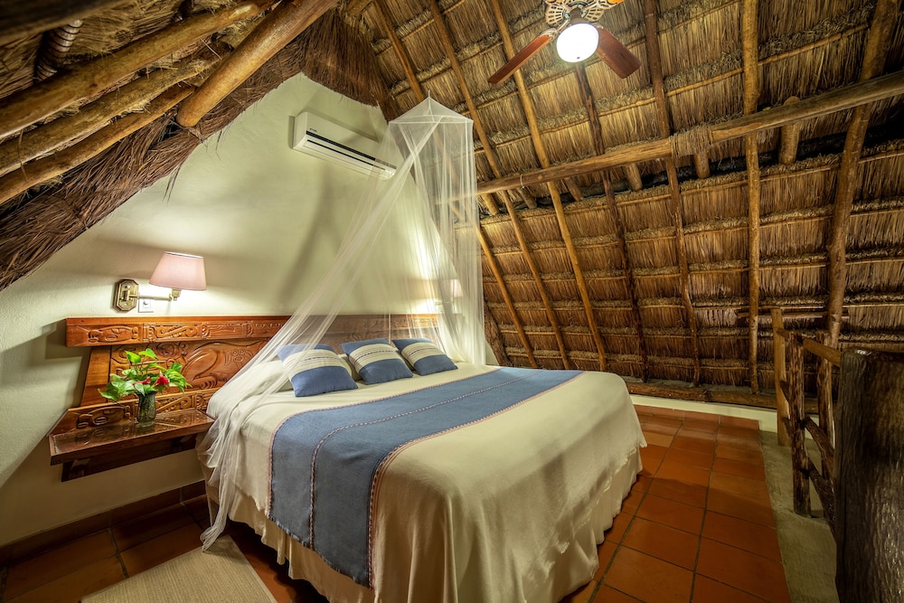 The lodge At Chichen Itza 16/50