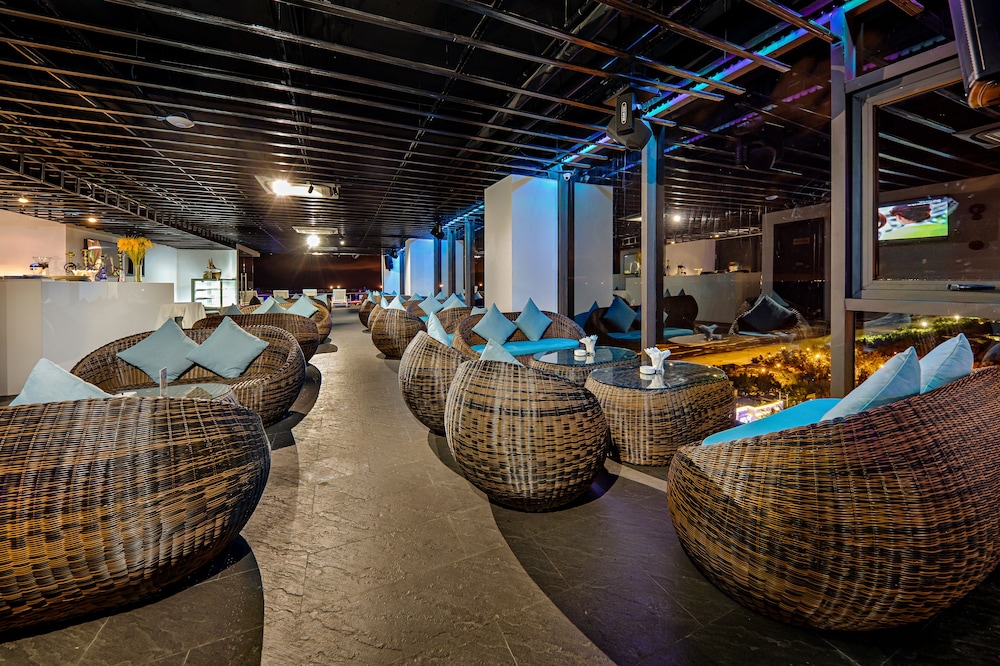 Yarra Ocean Suites Danang 39/58