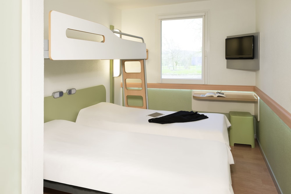 Ibis Budget Cergy Saint-Christophe 24/67