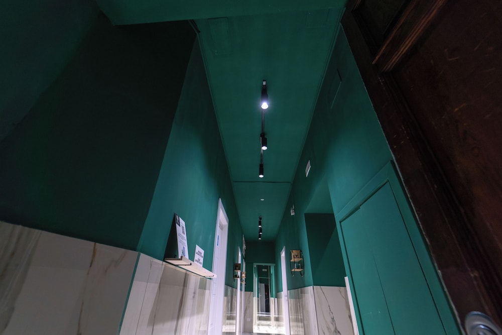 H. G. Boutique Toledo Napoli Centro 51/60