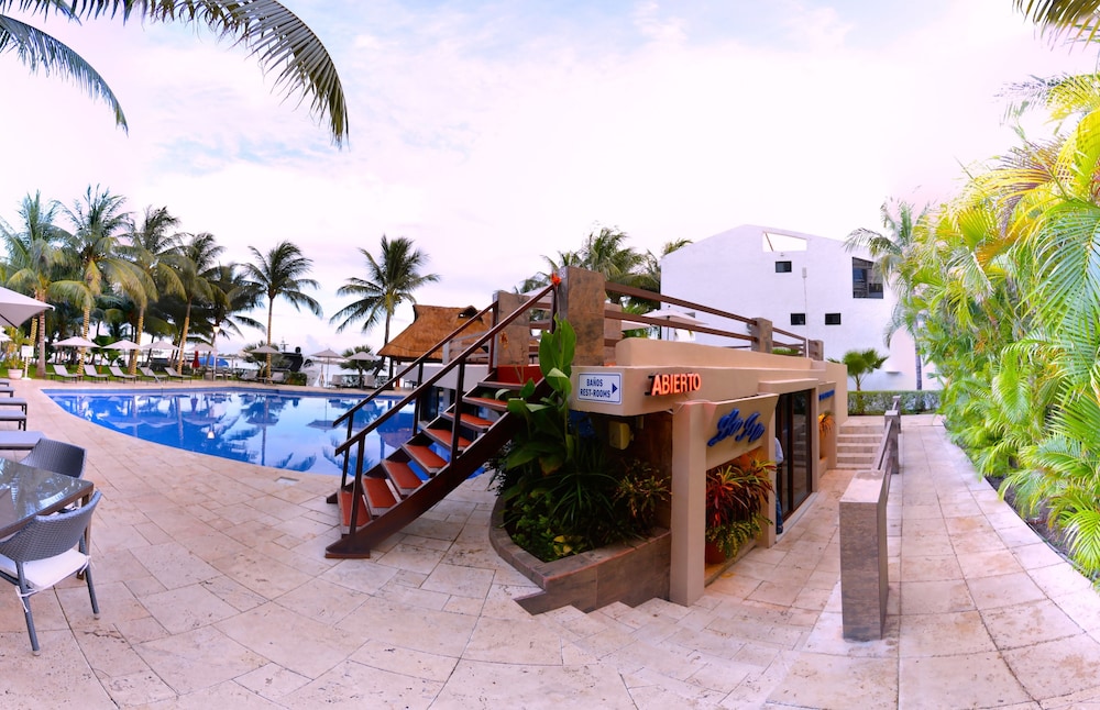 Sina Suites Cancun - Adults Only 35/42