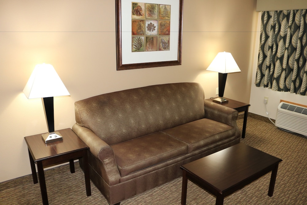 Rock Island Inn Suites 27/44