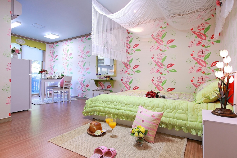 Bellus Rose Pension Hotel 29/64