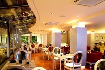 restaurant-cafeteria