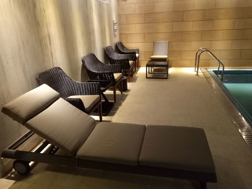 Plaza Hotel Yuyao 28/50