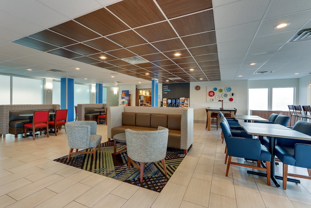 Holiday Inn Express Cincinnati North - Monroe 42/51