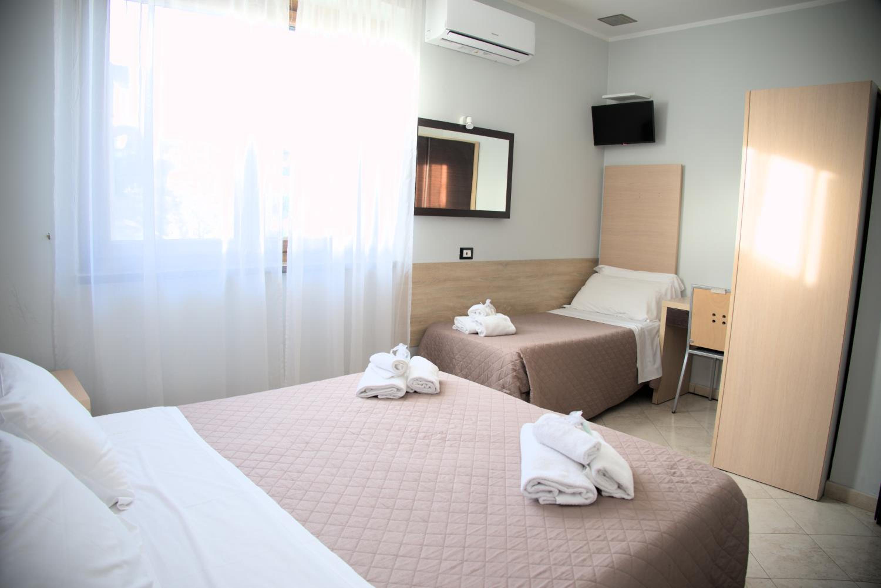 HOTEL DEI TARTARI 12/50
