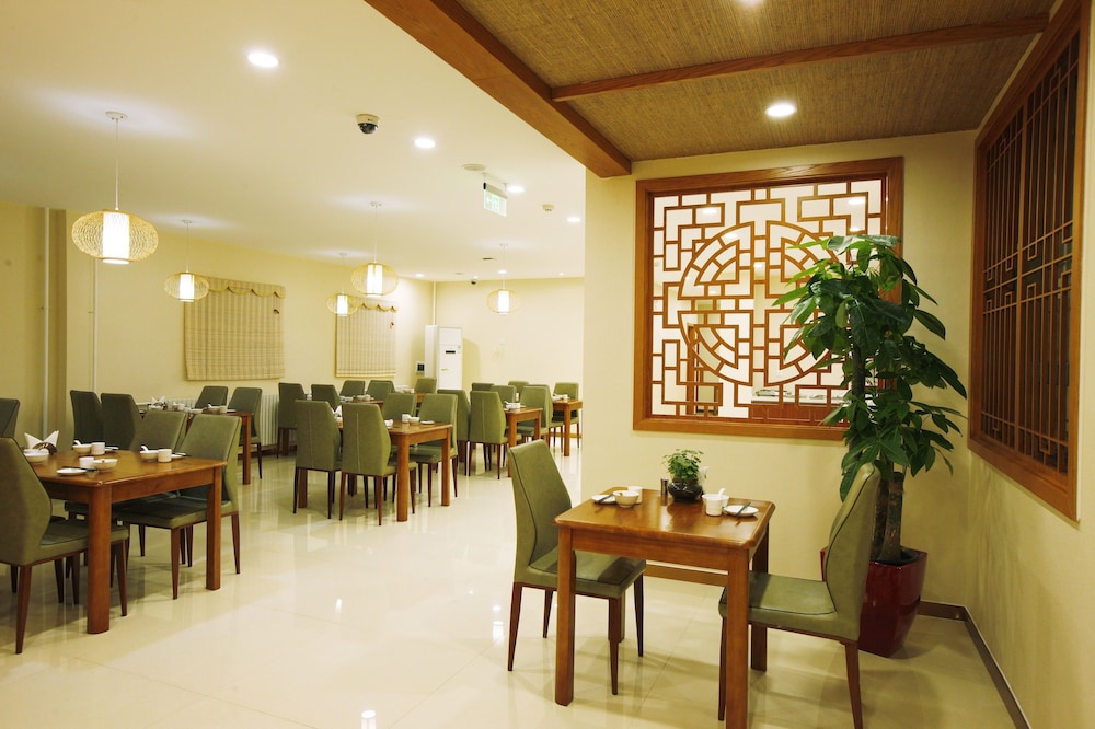 Beijing Dongdan Hotel 37/54