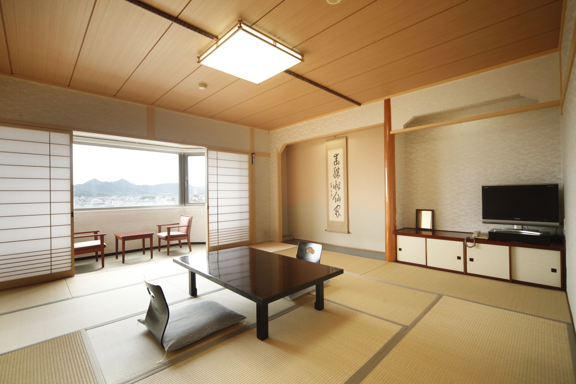 Japanese, Sansui, 5 Futon Beds