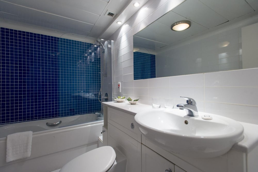 9 Hertford Street Apartments 47/49