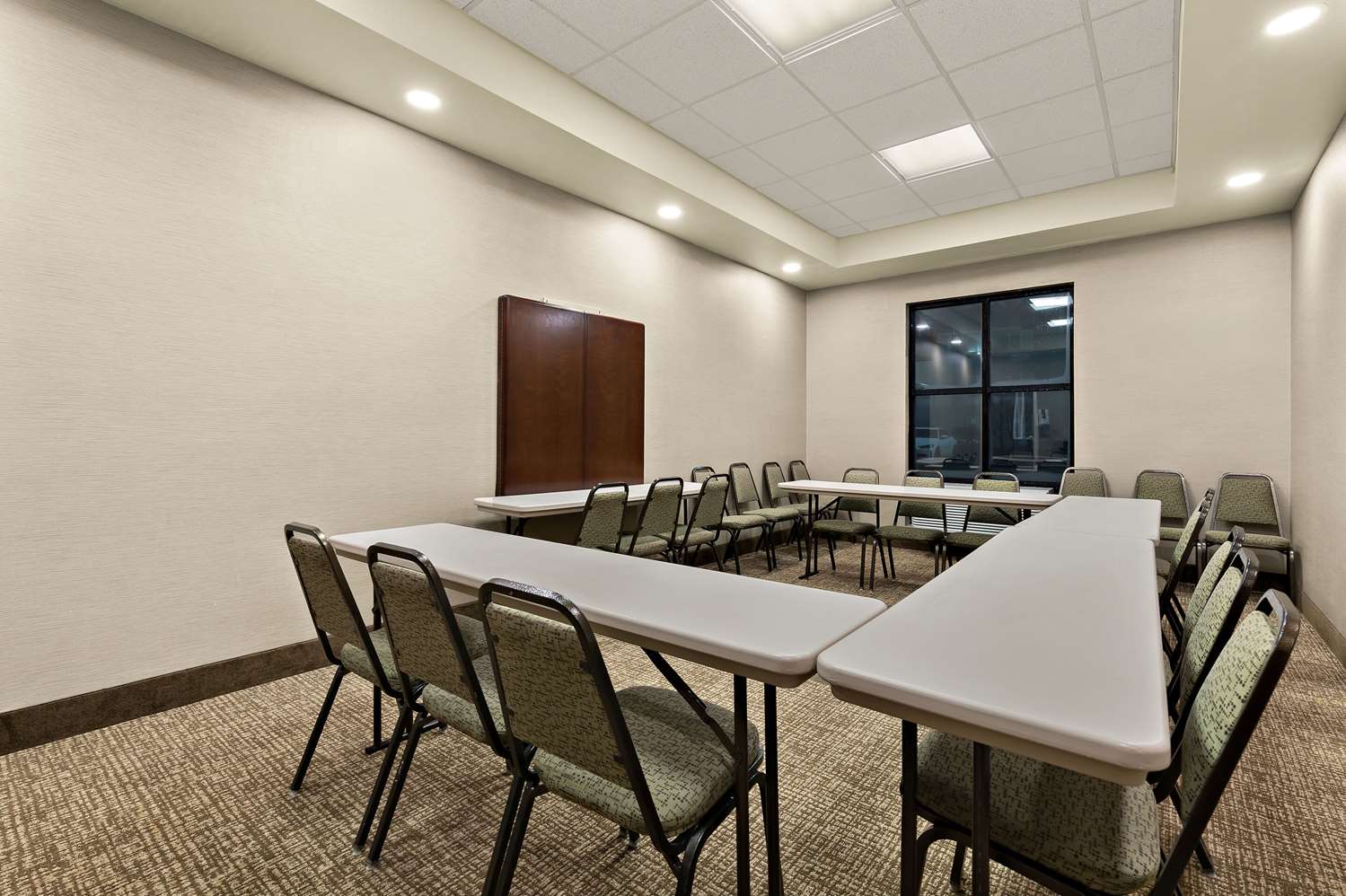 Comfort Suites Nashville 37/46