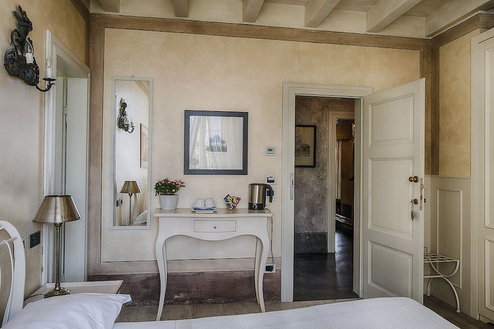 Relais Villa Vittoria 39/43
