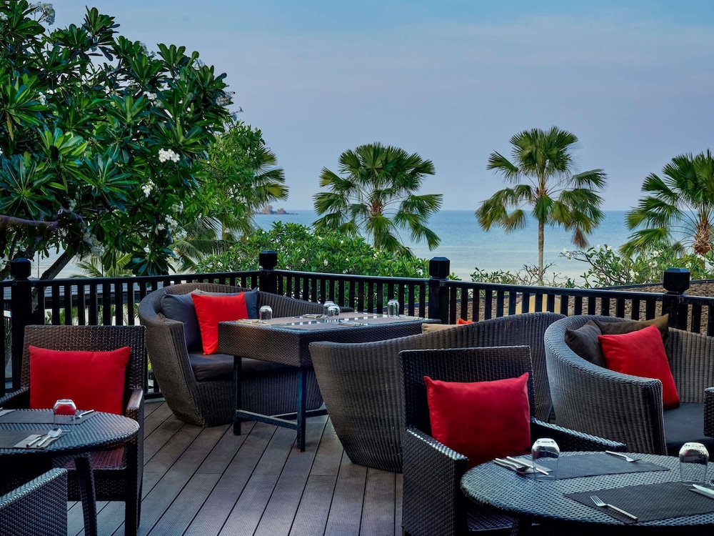 Pullman Phuket Panwa Beach Resort 104/120