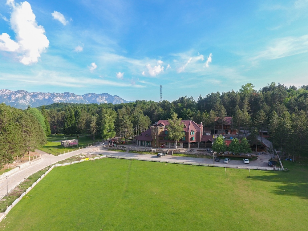 NATYRAL RAZMA RESORT 44/50