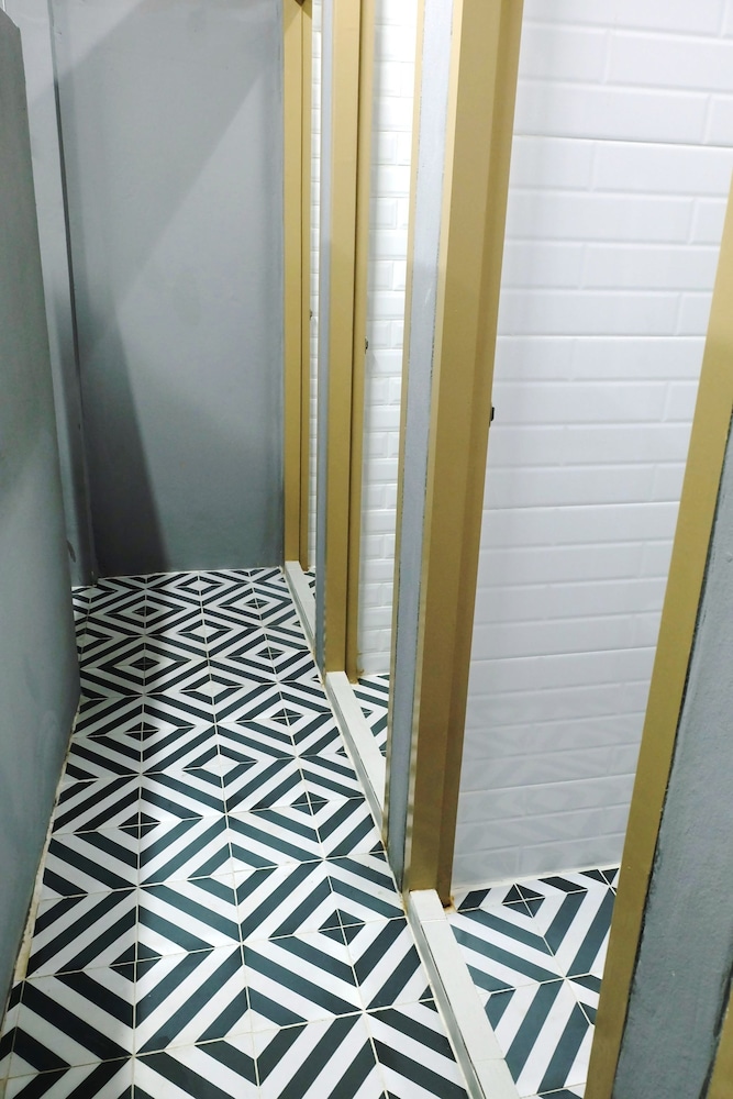 Inn Stations Hostel 26/49