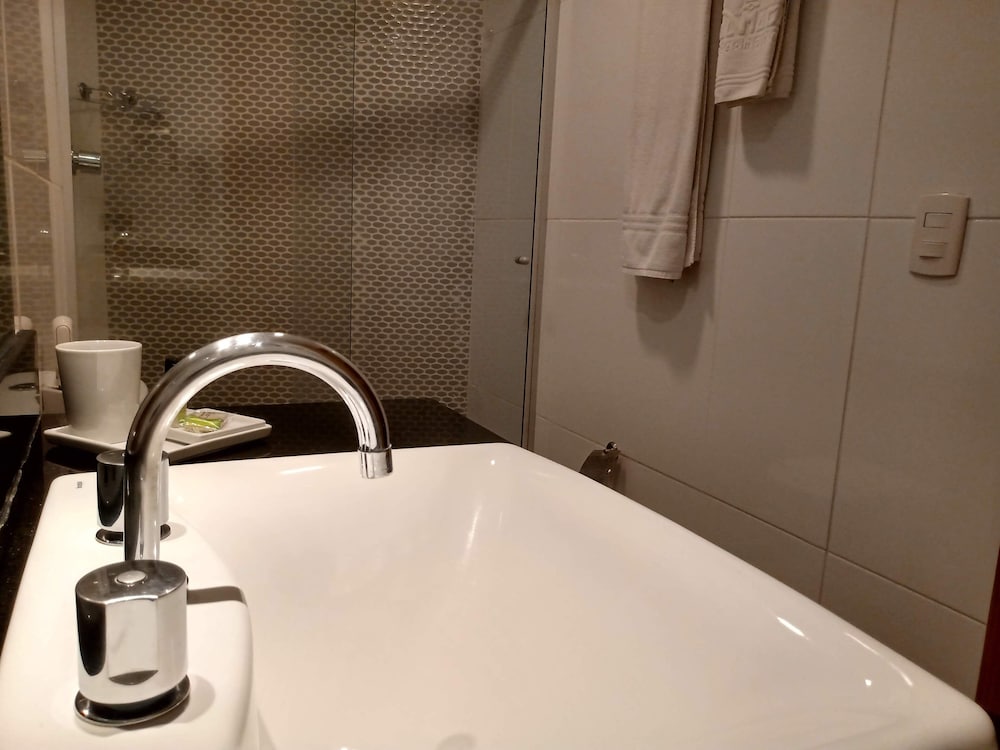 Royal Urban Macae Hotel 34/67