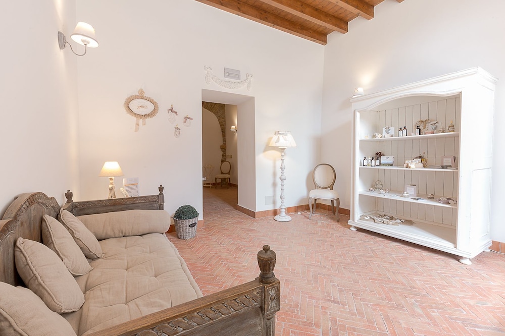 Villa Calandrino Hotel 46/65