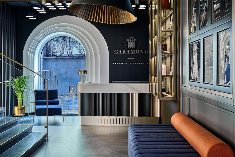 Garamond, a Tribute Portfolio Hotel 2/24