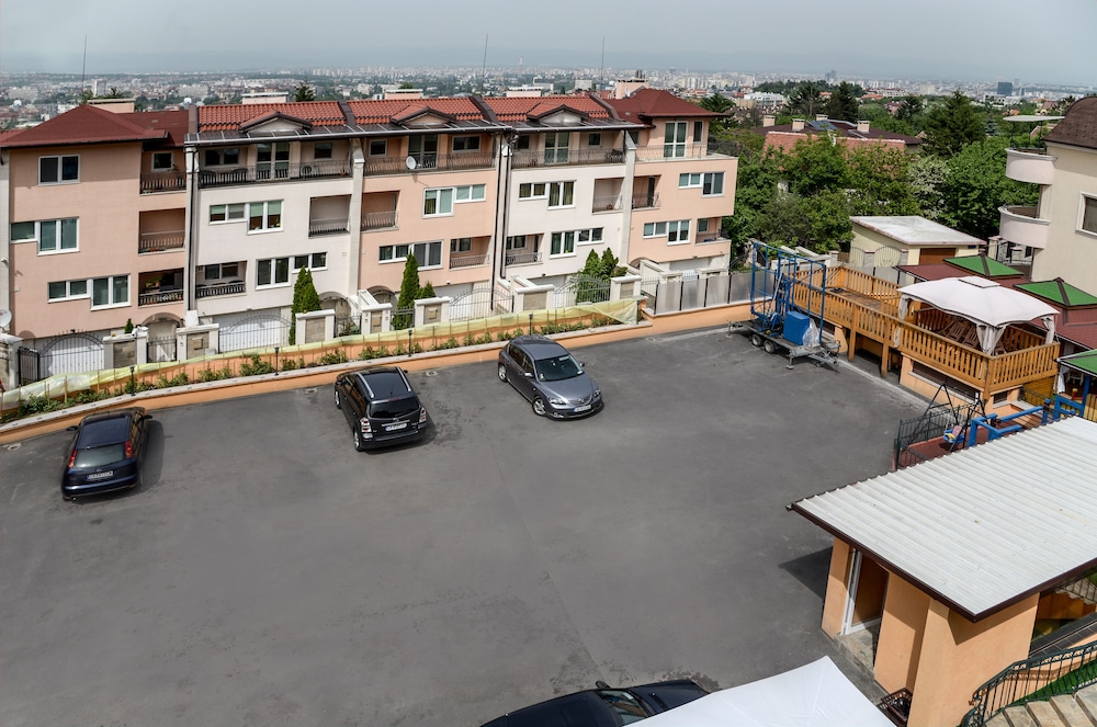 SVETI NIKOLA 44/50