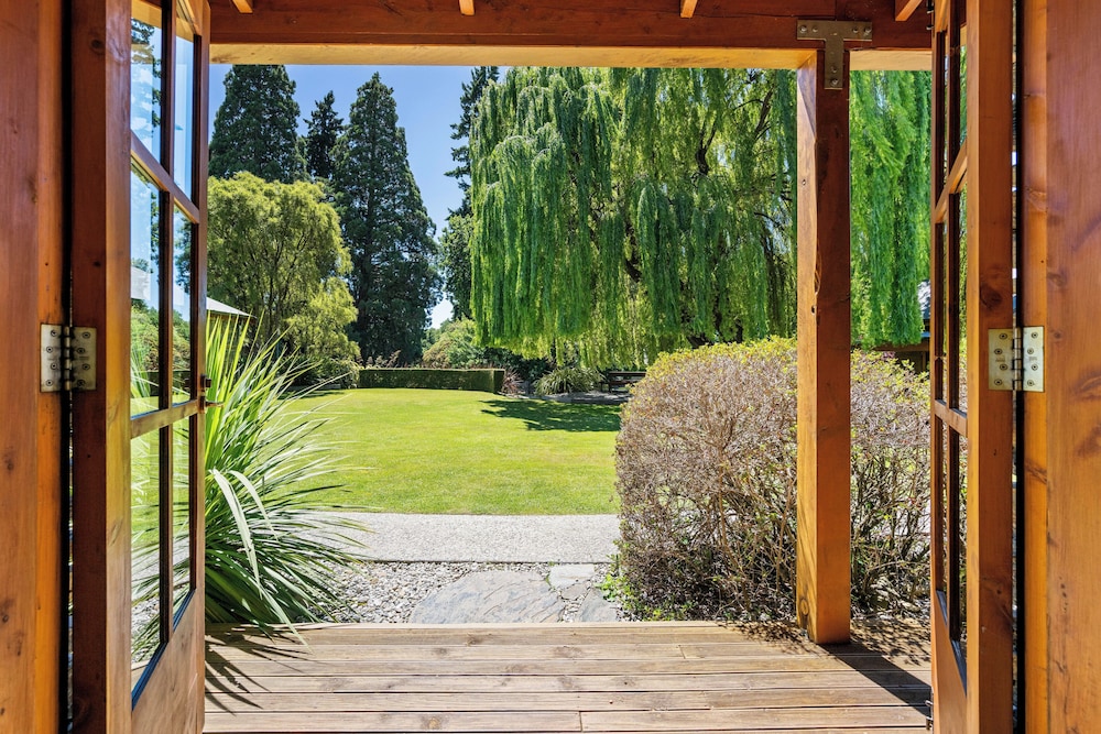 Wanaka Homestead Lodge Cottages 36/48