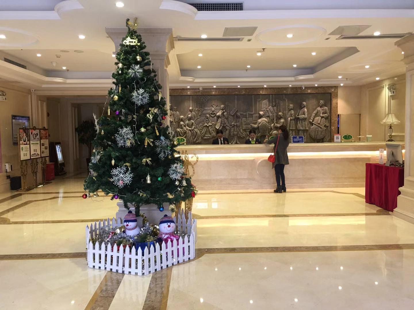 Vienna Hotel (Zhongshan Bus Terminal) 8/37
