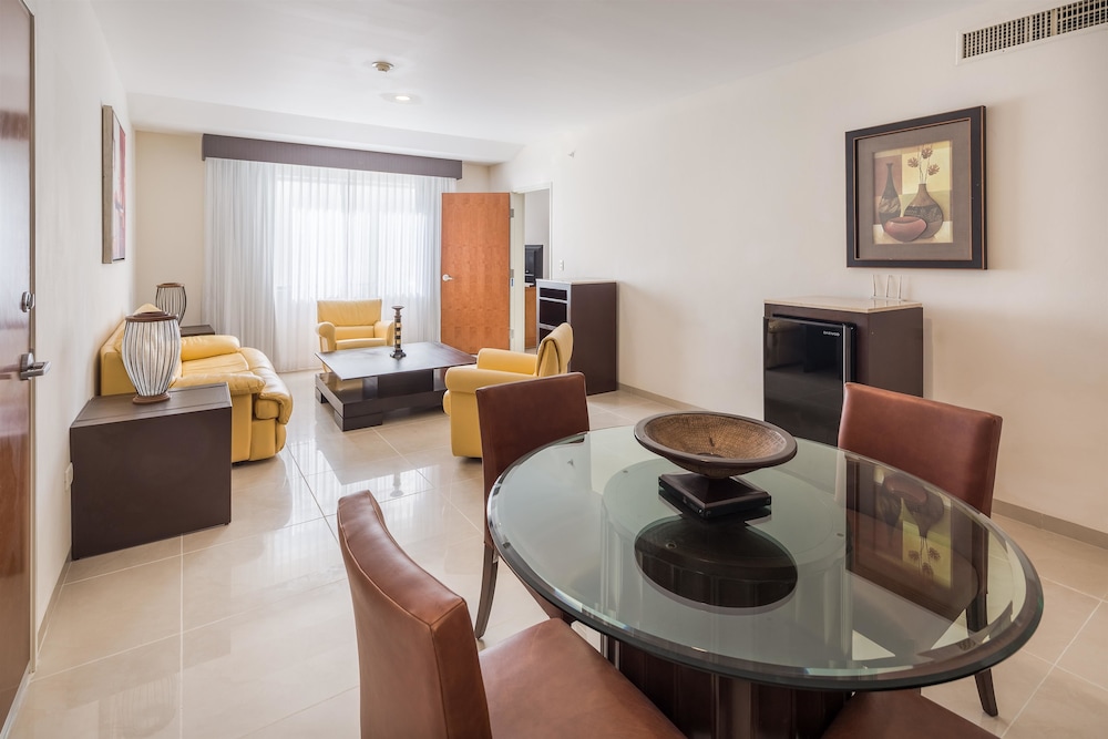 Wyndham Garden Playa Del Carmen 41/77