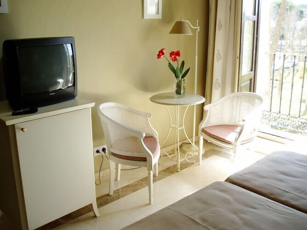 Parque Balneario Termas Pallares Hotel 22/34