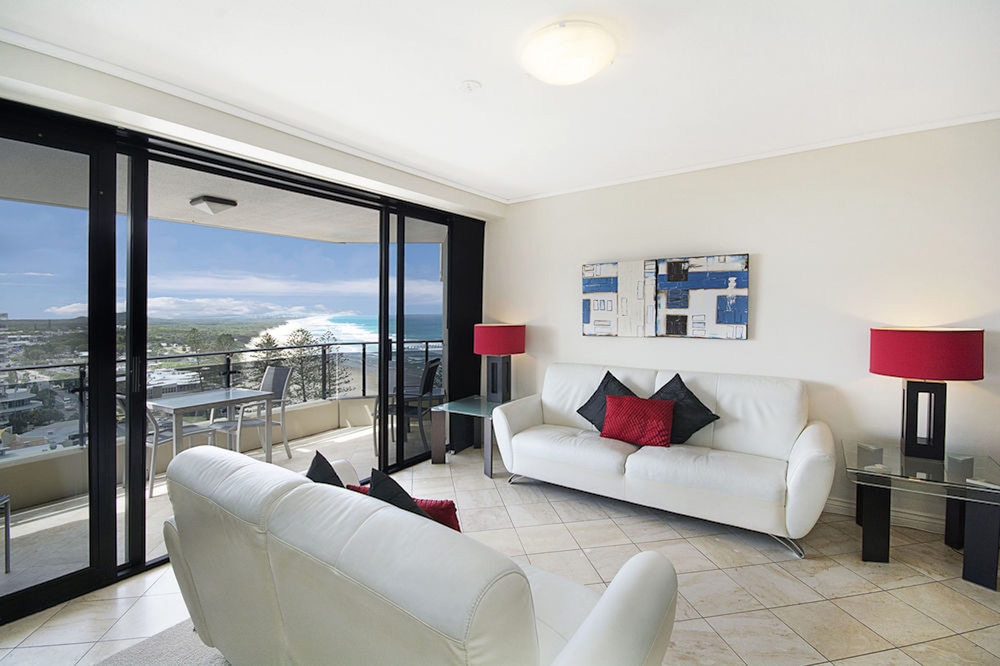 Clubb Coolum Beach Resort 17/65
