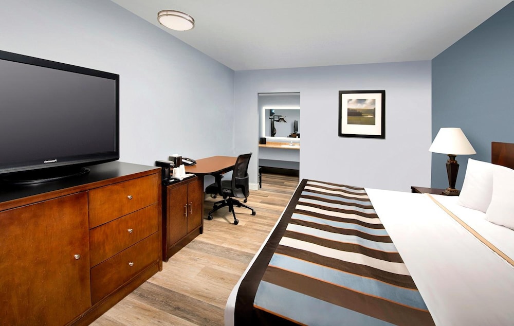 Ivy City Hotel 23/33