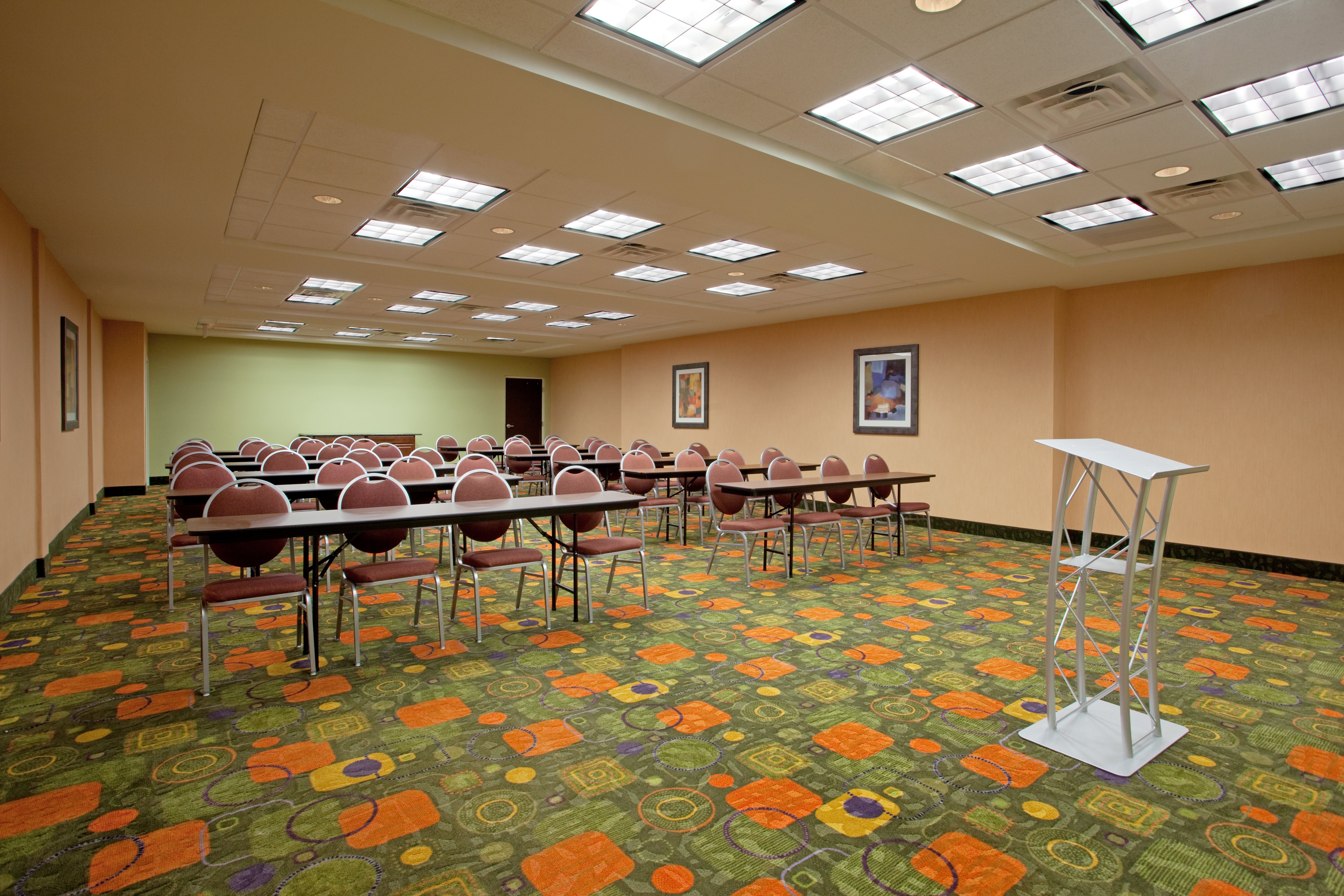 Holiday Inn Express & Suites Clemson - Univ Area 71/82
