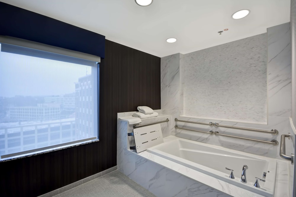 Homewood Suites By Hilton Birmingham Downtown Near Uab 10/53